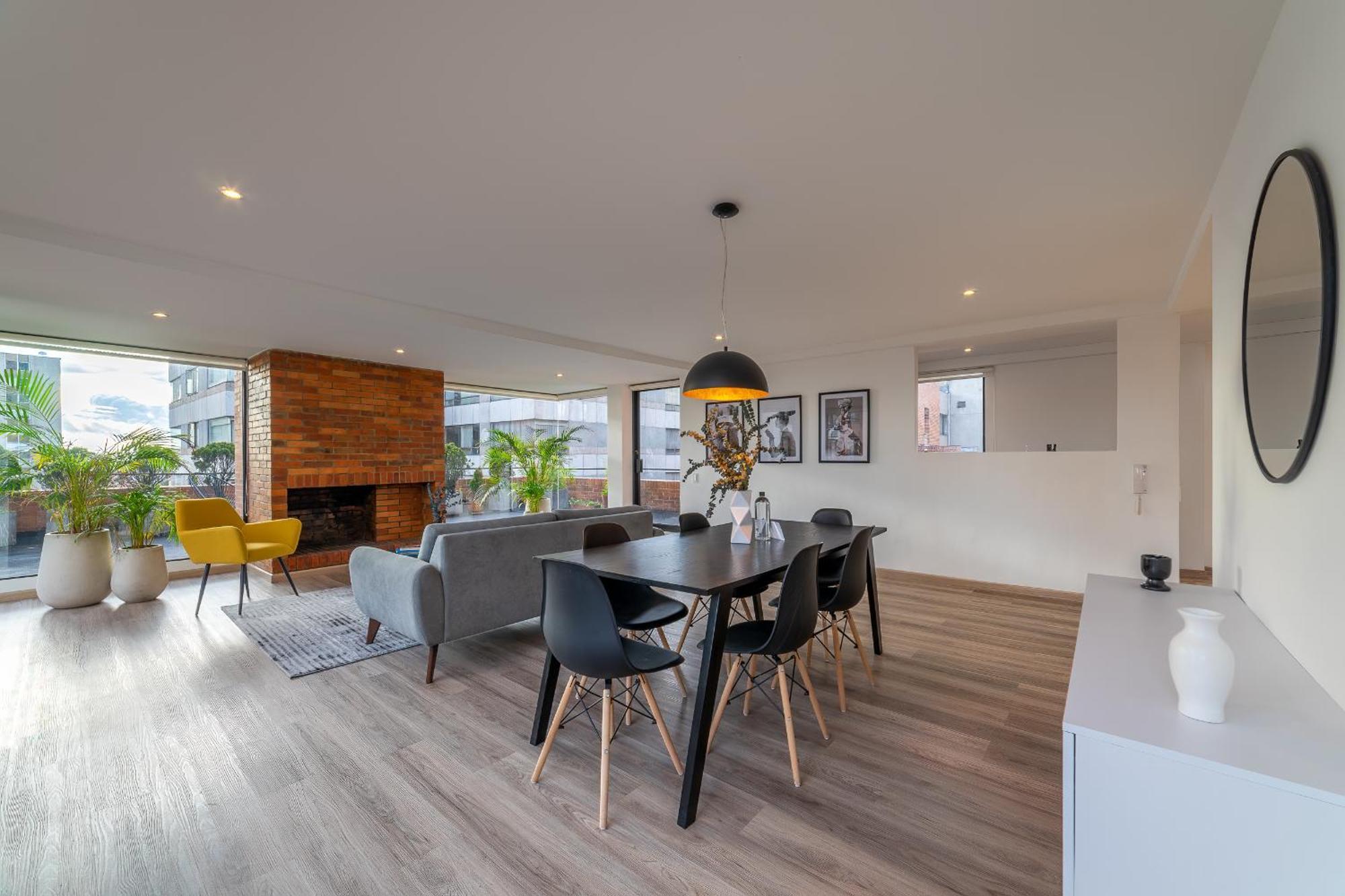 Penthouse Chicala Colombian Experience In Parque Virrey Apartment Bogota Bagian luar foto