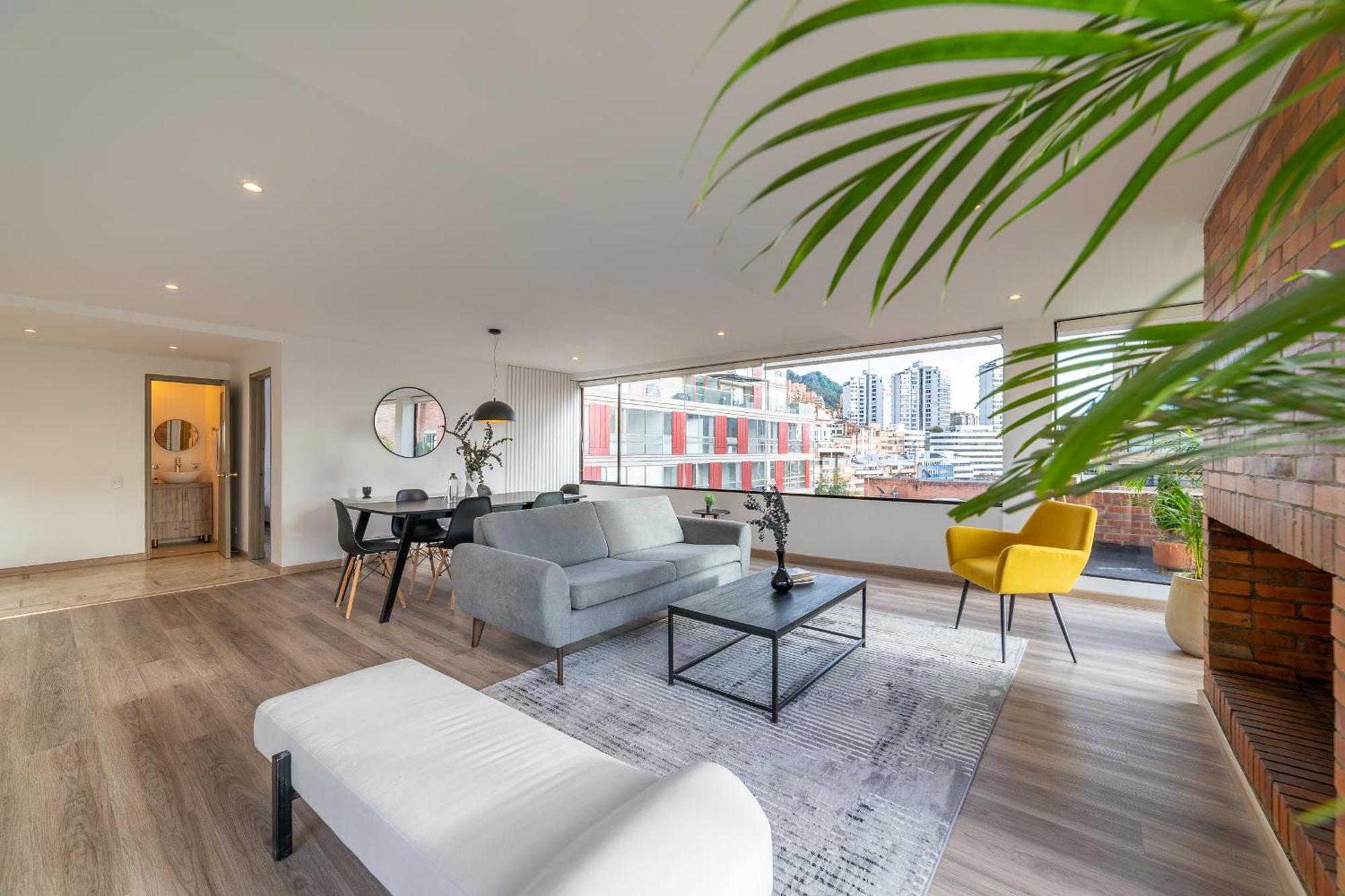 Penthouse Chicala Colombian Experience In Parque Virrey Apartment Bogota Bagian luar foto