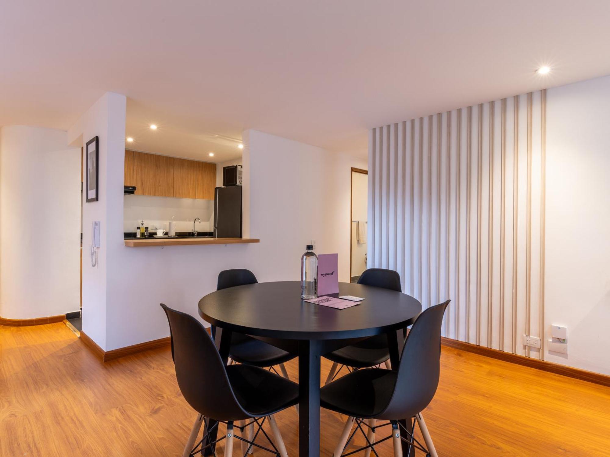 Penthouse Chicala Colombian Experience In Parque Virrey Apartment Bogota Bagian luar foto